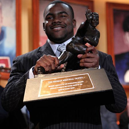 mark ingram NEW YORK - DECEMBER 12: Running back Mark Ingram #22 of the Alabama Crimson Tide hoist the trophy after being named the 75th Heisman Trophy winner at the Nokia theater Times Square on December 12, 2009 in New York City. NOTE TO USER: Photographer approval needed for all Commercial License requests. (Photo by Kelly Kline/Getty Images)